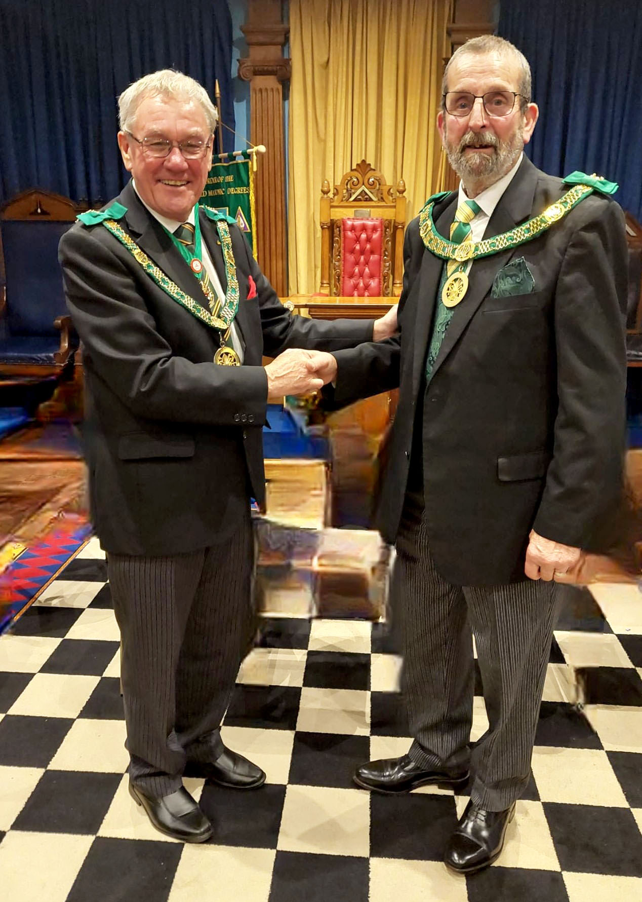 The D.G.P. from East Anglia R.W.Bro. Geoff Keer welcomes the D.G.P. from Kent R.W.Bro. Brian Ward